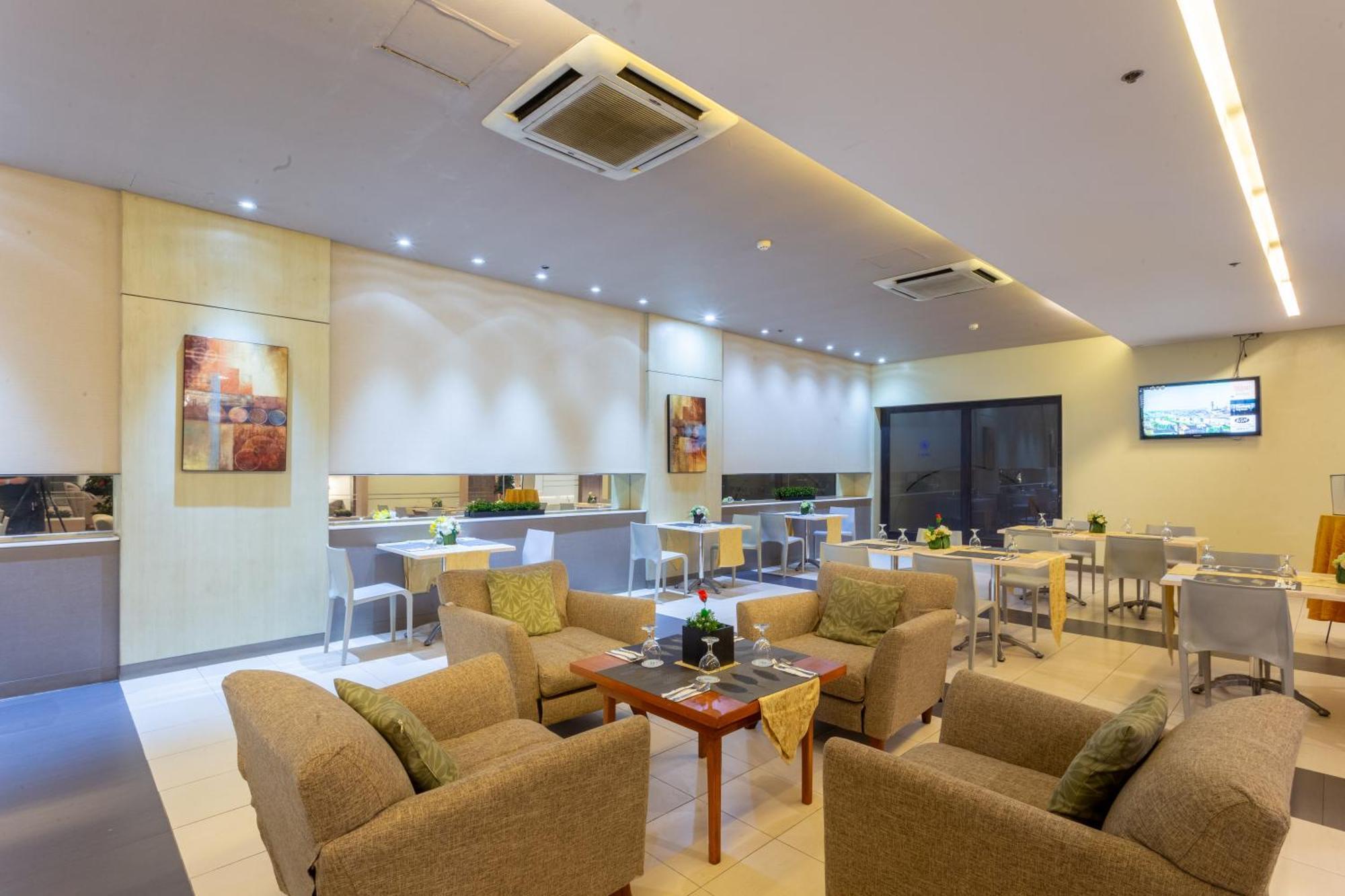 拉布瑞扎酒店 奎松市 外观 照片